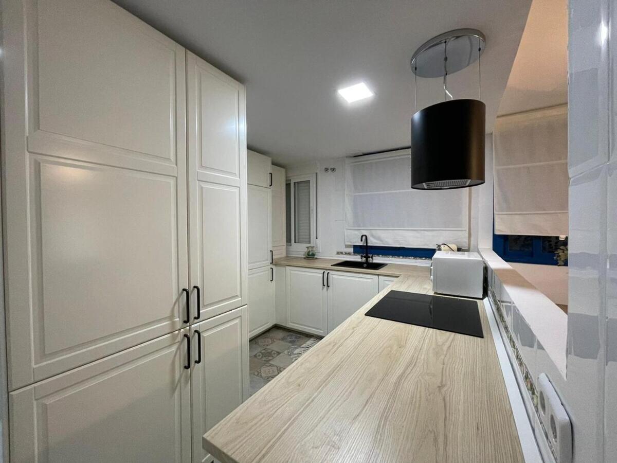Calu Homes Cerca Playa De Huelin Malaga Exterior photo
