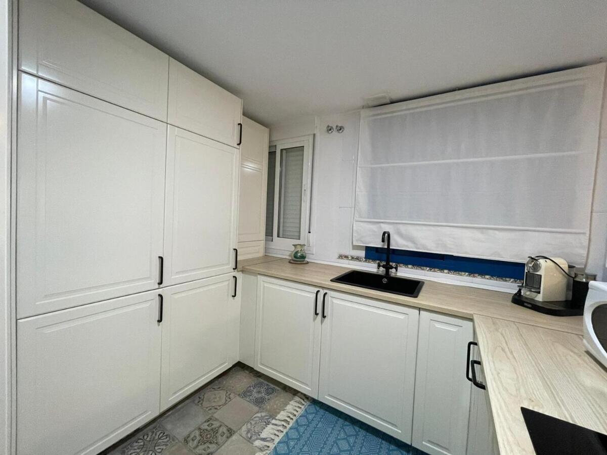 Calu Homes Cerca Playa De Huelin Malaga Exterior photo